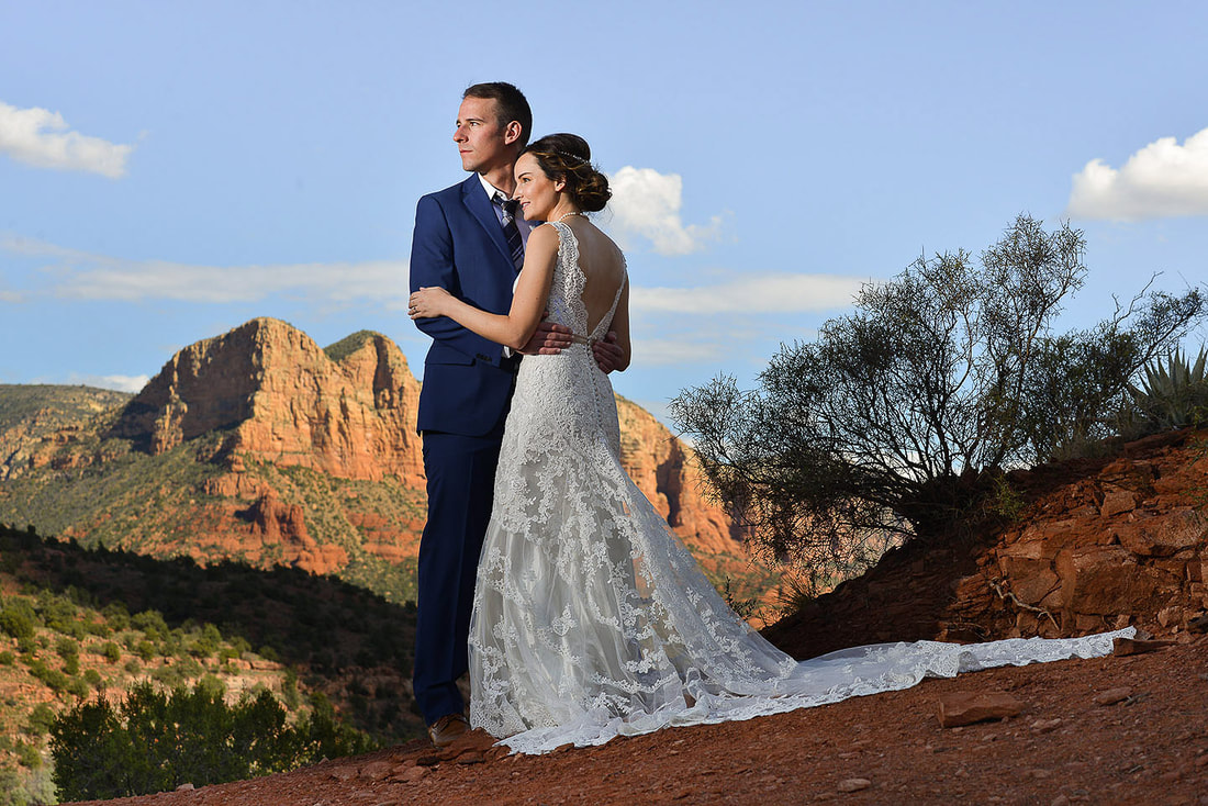 Cathedral Rock wedding and first look in Sedona, Arizona. bright colors, red rocks