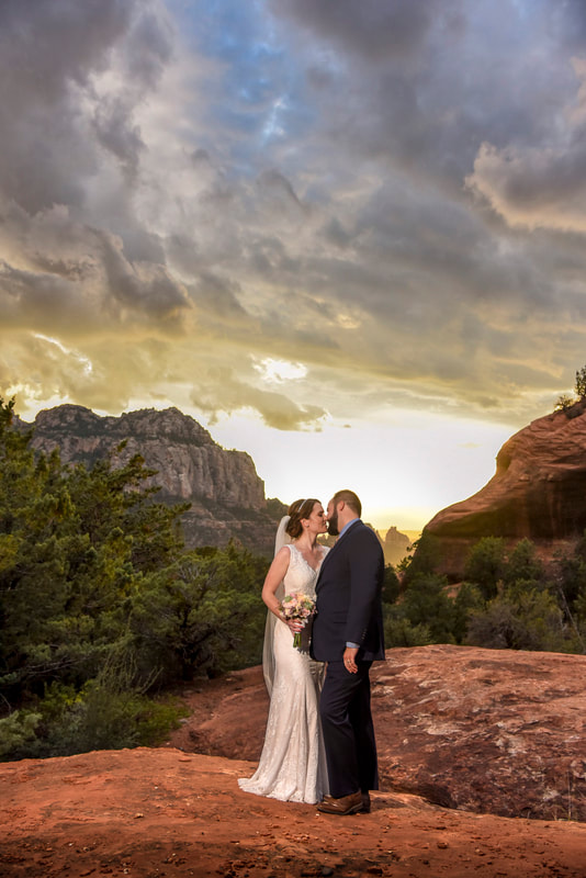 bride and groom sunset portrait in sedona arizona